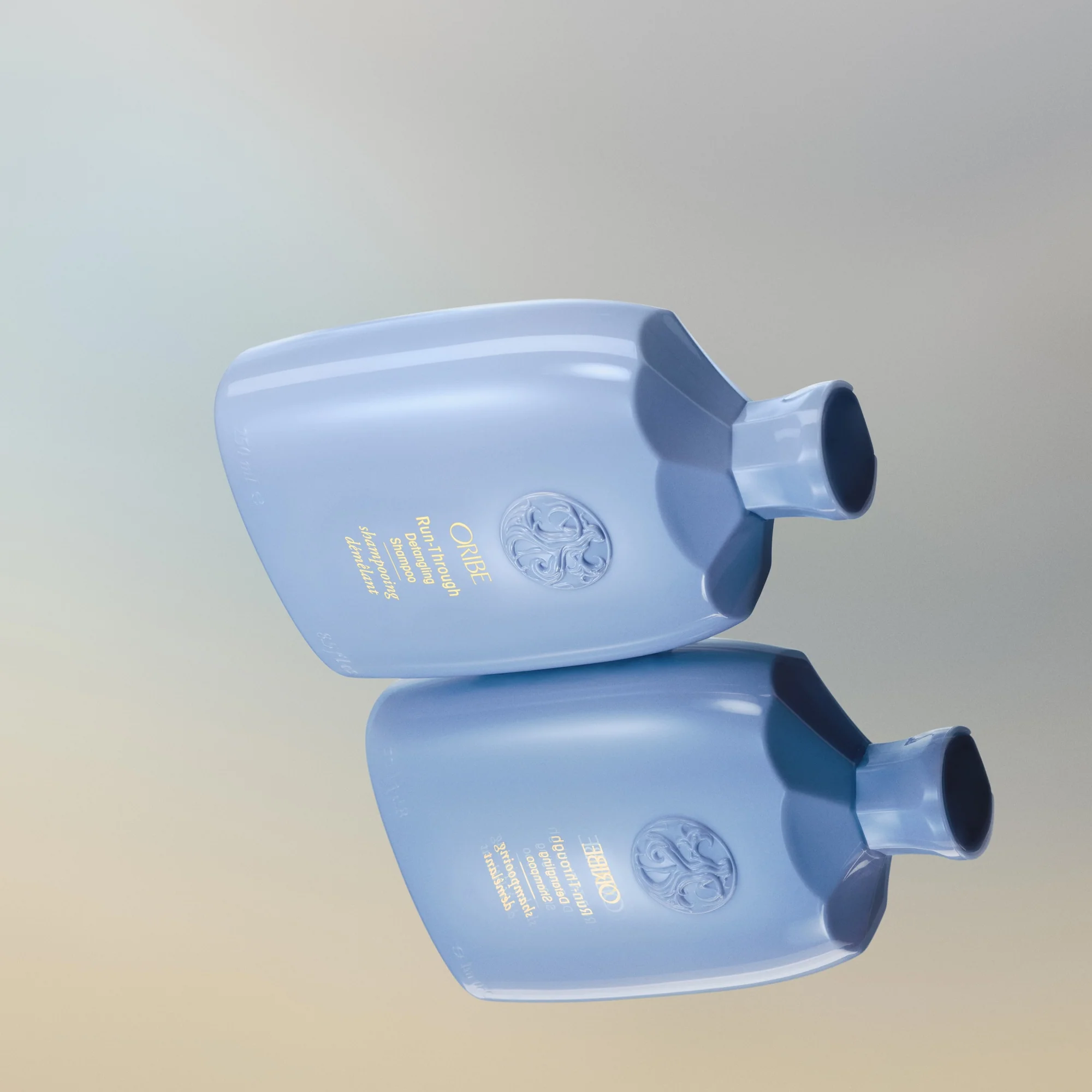 Run-Through Detangling Shampoo - Image 6
